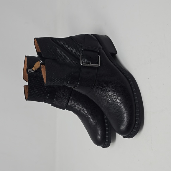 Gentle Souls Best Slit Moto 2 Black Leather Zip Up Ankle Booties Size 7
